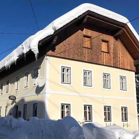 Haus 26 Weissbriach Bed & Breakfast Dış mekan fotoğraf