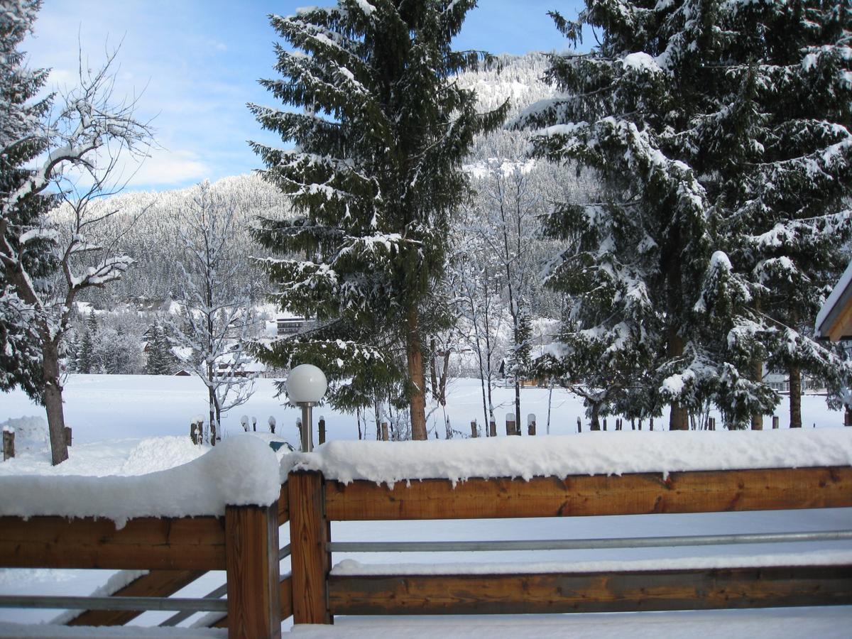 Haus 26 Weissbriach Bed & Breakfast Dış mekan fotoğraf